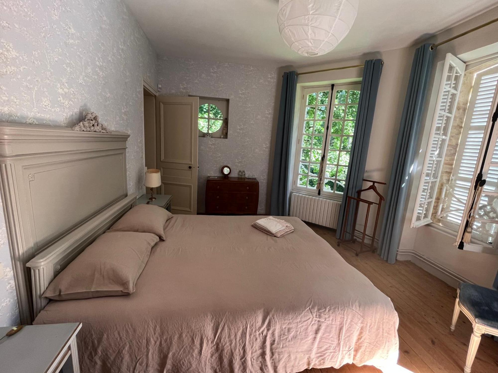 Les Grandes Hayes Bed & Breakfast Coulonges-sur-Sarthe ภายนอก รูปภาพ